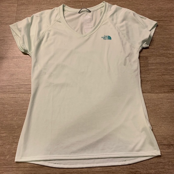 The North Face Short Sleeve Women’s Shirt - Picture 1 of 2